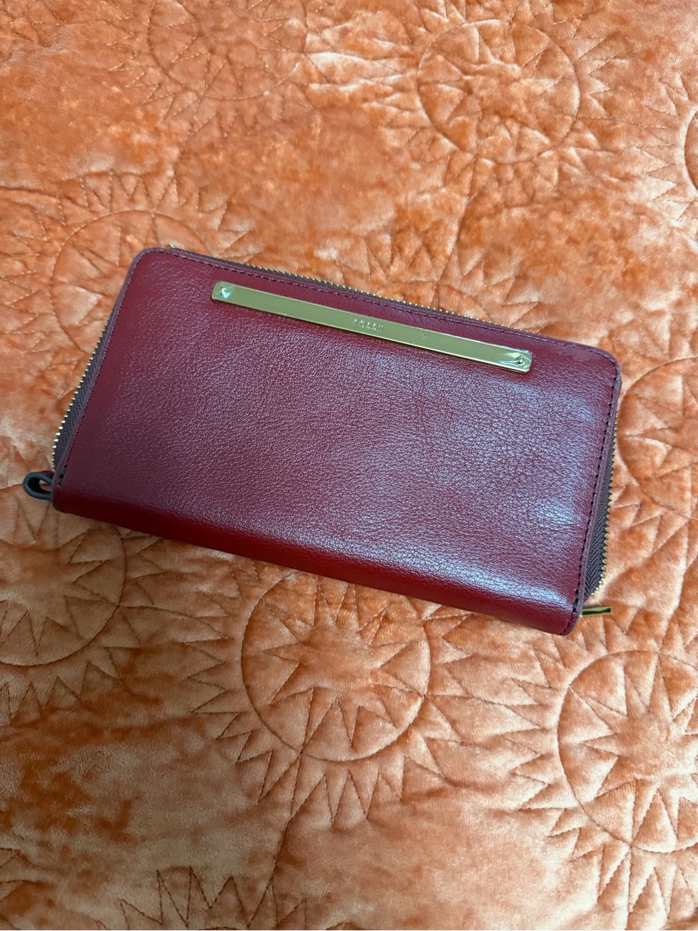 Fossil burgundy Liza Zip-Around Leather Wallet with Gold Bar NWT